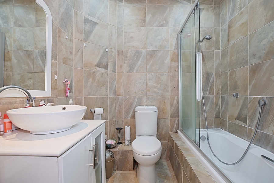3 Bedroom Property for Sale in Table View Western Cape